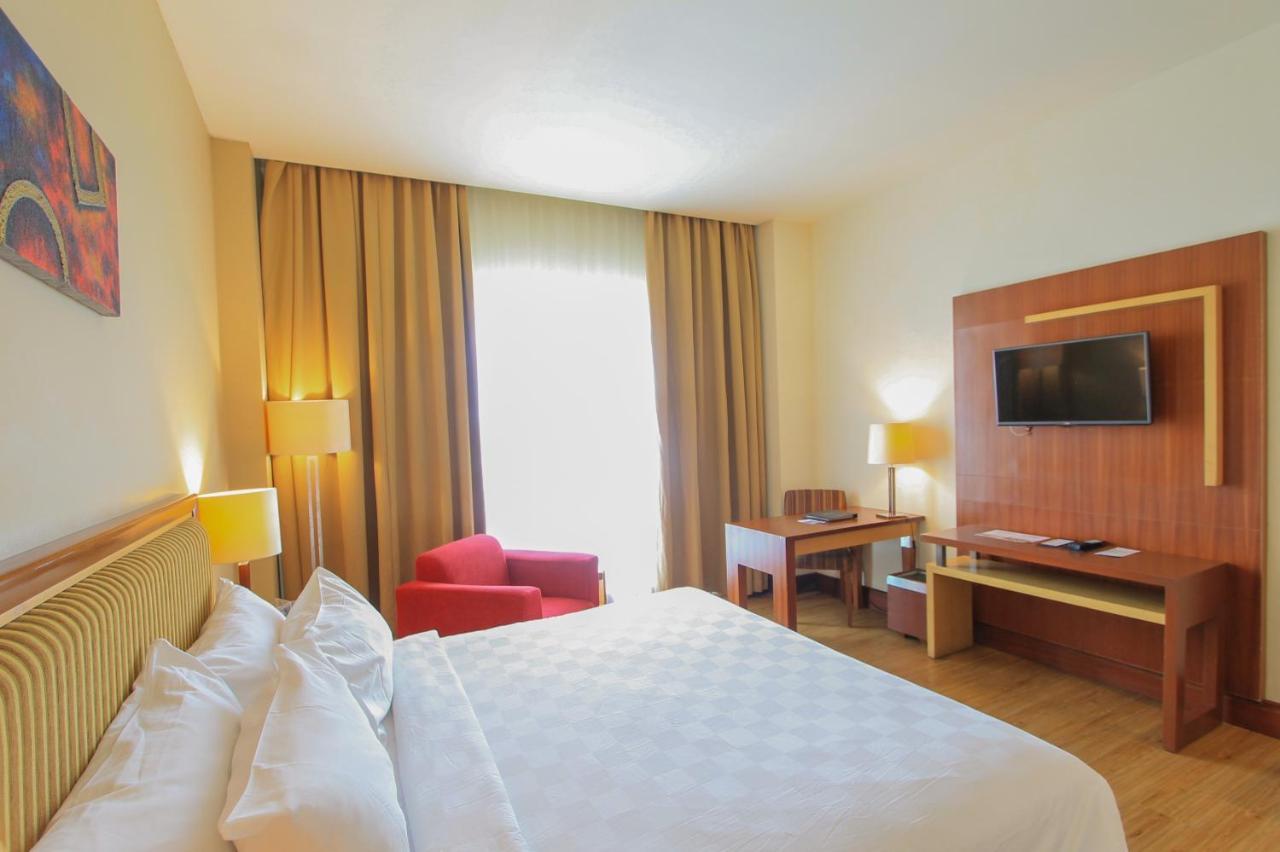 Swiss-Belhotel Maleosan Манадо Экстерьер фото