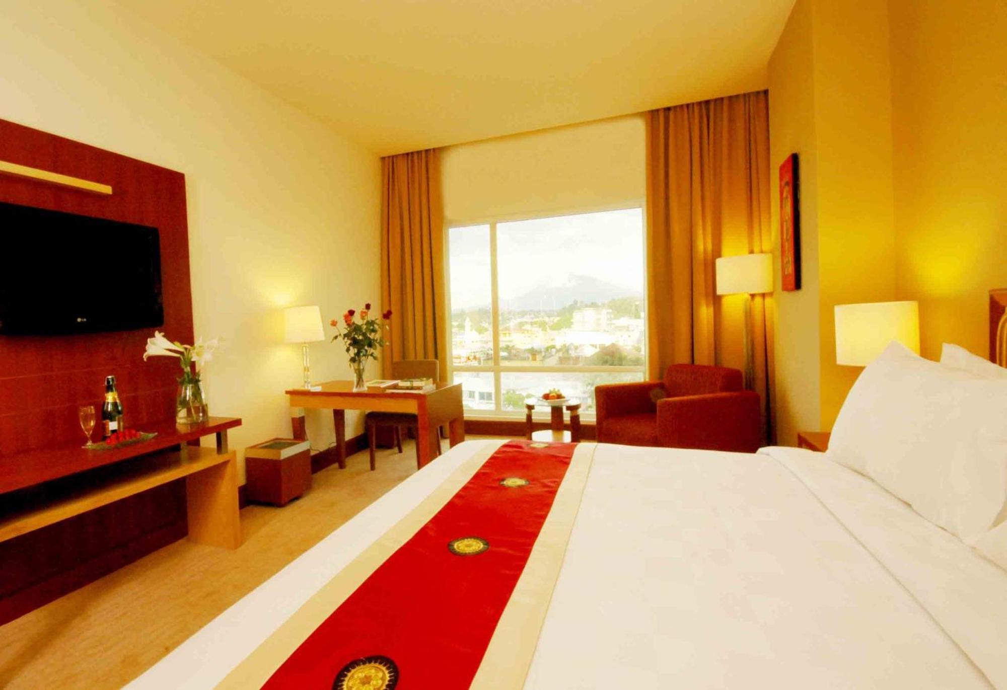 Swiss-Belhotel Maleosan Манадо Номер фото